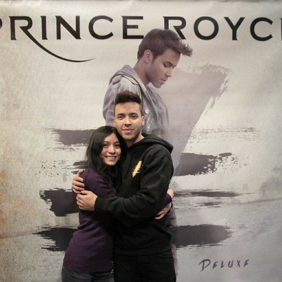 Meet your Posher, Jennifer - Picture 1 of 1